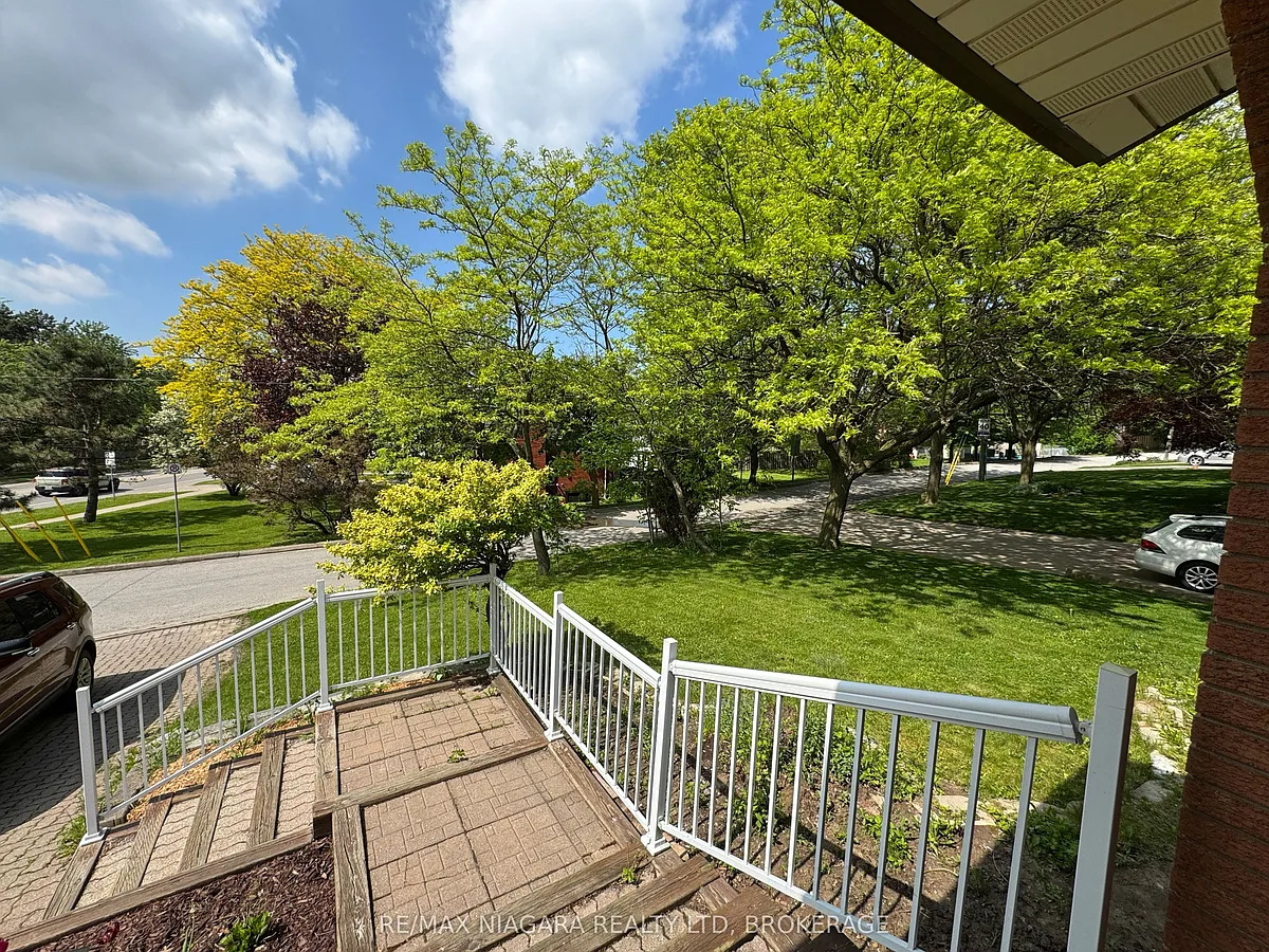 Building Photo - 4 Trillium Ln #UPPER
