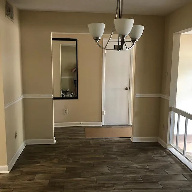 2 bed, 2.5 bath, 1300 sqft, $1,500 — Photo 4