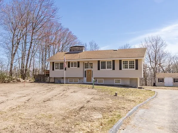 78 Pineridge Rd, Montgomery, MA 01085