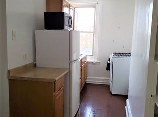 2037 Christian St, Philadelphia, PA 19146