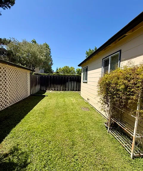 2040 Wellesley St #2040 — Photo 27