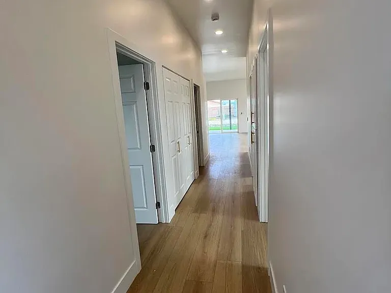 1533 Avohill Dr — Photo 8