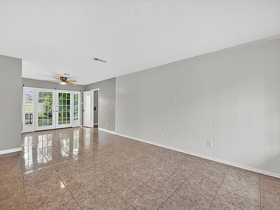 5th image of 263 Merribrook Trl