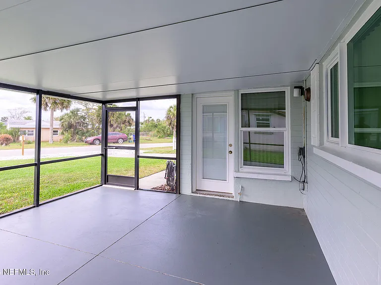 37 Berkley Rd — Photo 6