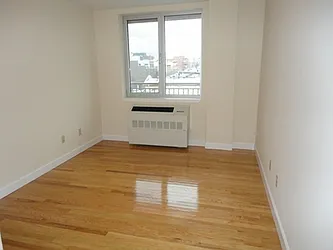 Rented by Urban Realty NYC