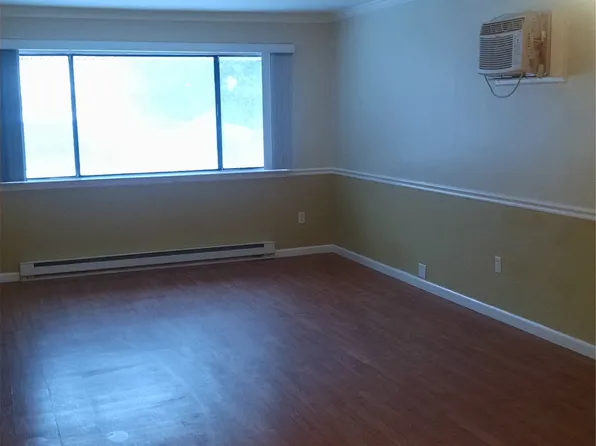 41 Patterson Village Ct, Patterson, NY 12563