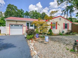 292 Compass Rd, Manahawkin, NJ 08050