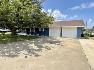 921 N Maddox Ave, Dumas, TX 79029
