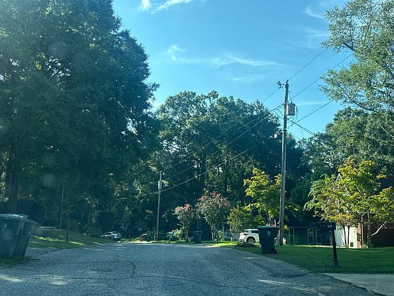 4th image of 106 Penny Ln