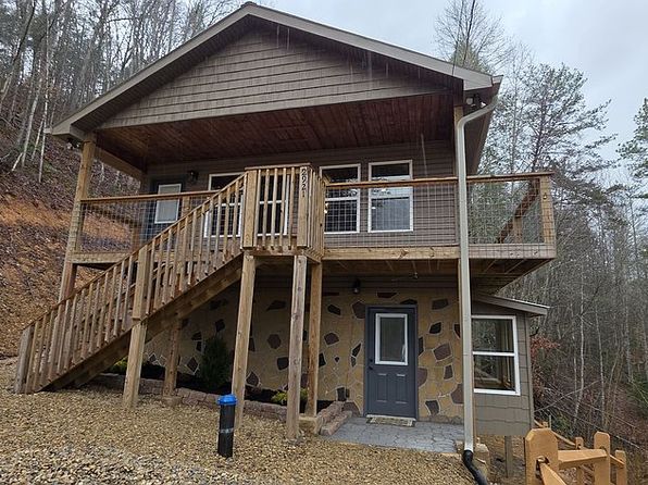 2912 Kettle Creek Way