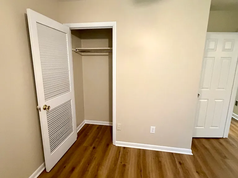 513 Cherokee Ct — Photo 24