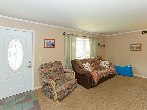 3rd image of 4 Hanifin Ave