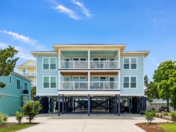 209 29th Ave. N, North Myrtle Beach, SC 29582