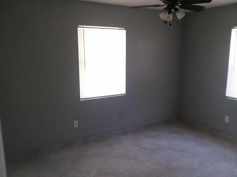 1373 Woodbine St — Photo 2