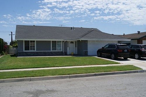 1st image of 15567 Sandalwood Ln