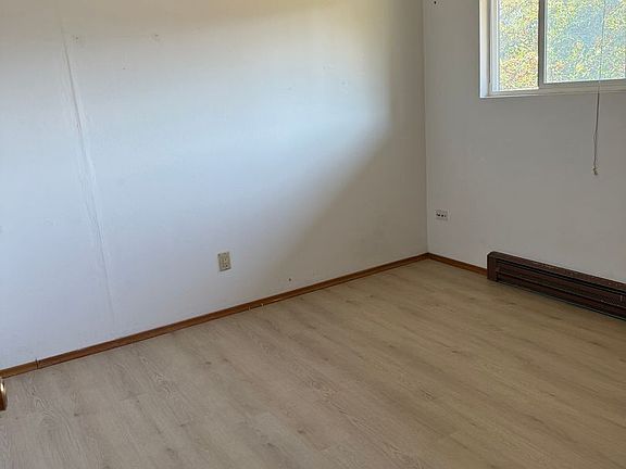 5th image of 1225-1235 NW Hall Dr #5