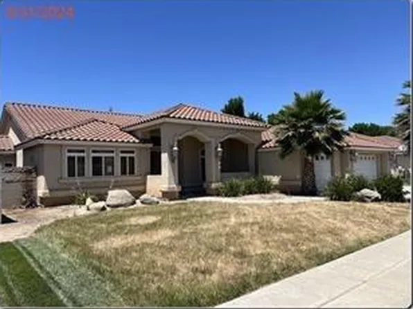 1464 Larrete Ave, Madera, CA 93637