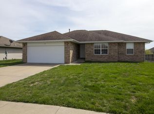 139 Pineridge Blvd, Rogersville, MO 65742