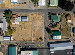 202 W Kelso Avenue, Electric City, WA 99123