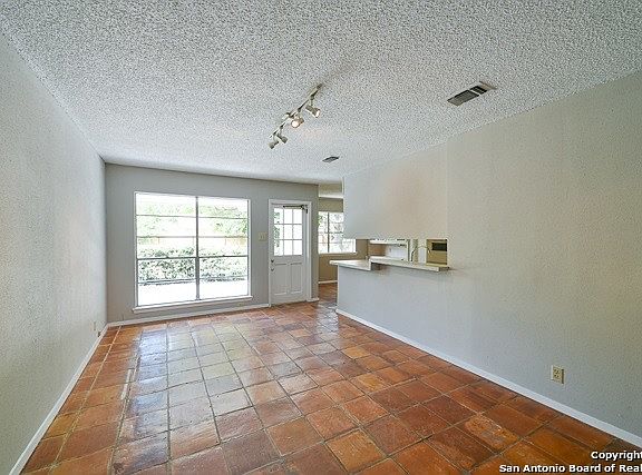 5th image of 10407 Steuben Dr