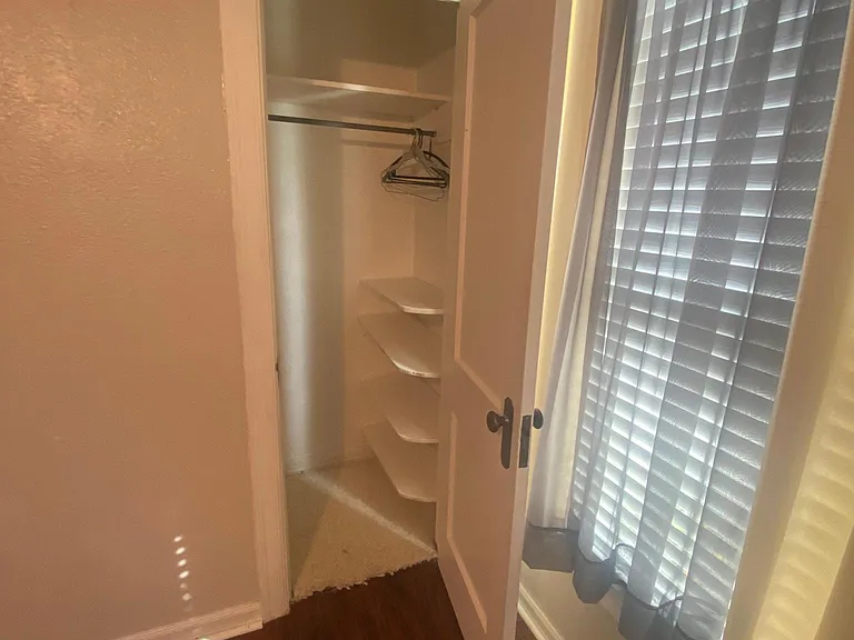 805 Roosevelt St — Photo 26