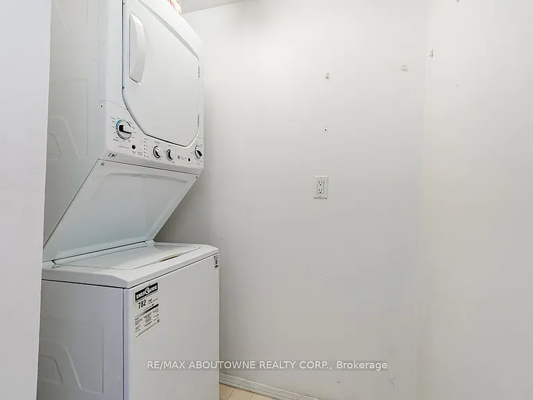 55 Elm Dr W #1007 — Photo 24
