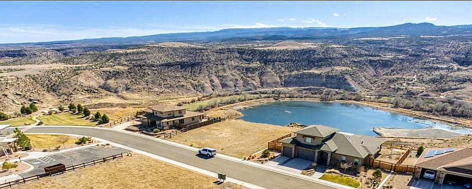 1st image of 2691 Lookout Ln
