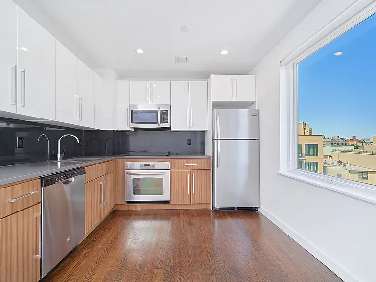 1209 Dekalb Ave #523 — Photo 7