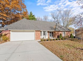 513 Coronado Rd, Bonner Springs, KS 66012