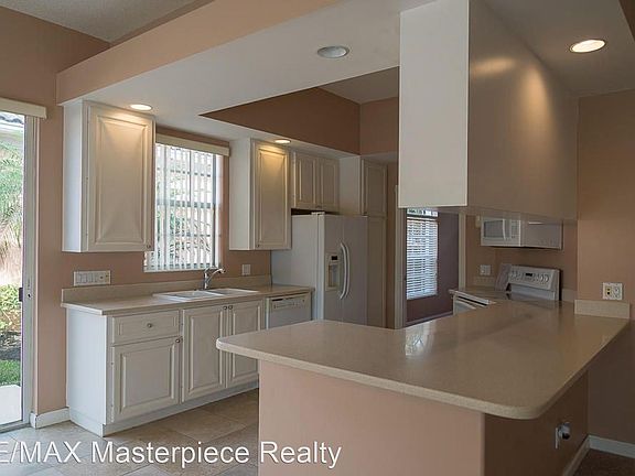 4th image of 12439 SW Keating Dr