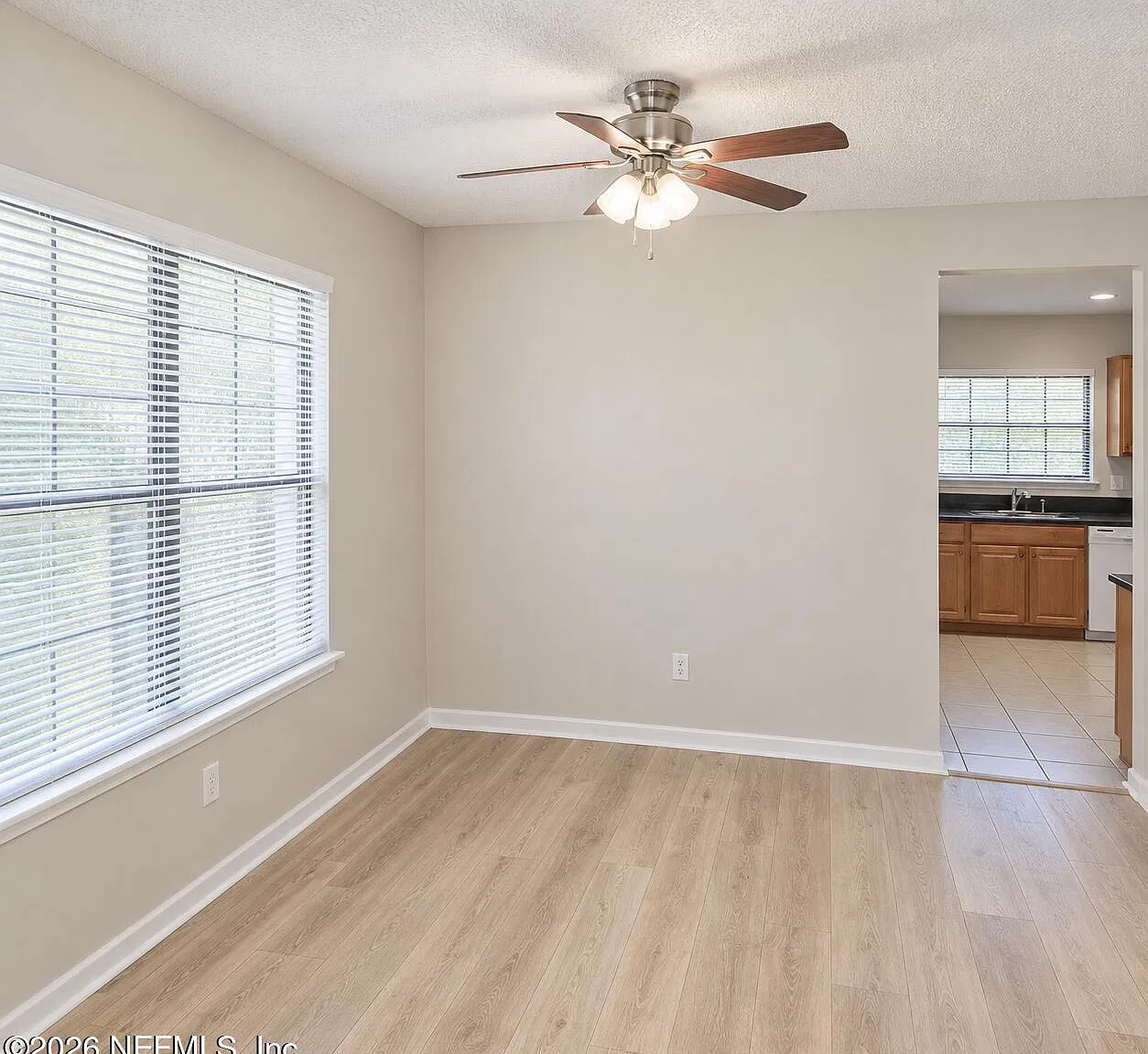 3 bed, 2.5 bath, 2198 sqft, $2,475 — Photo 4