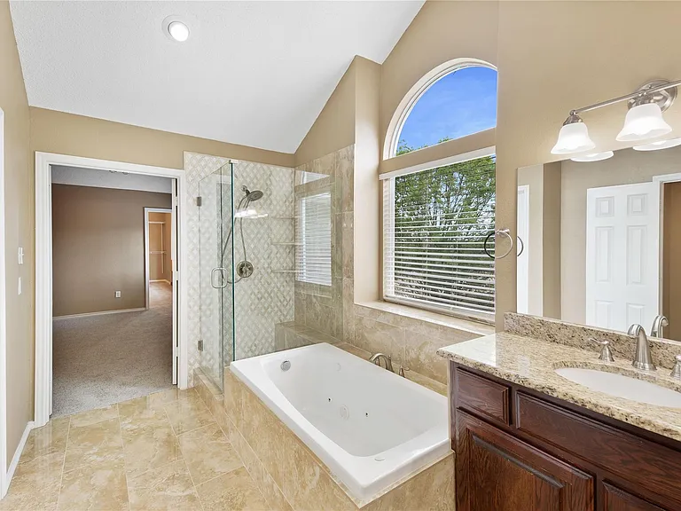 776 Monticello Cir — Photo 12
