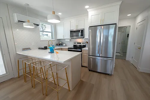 111 86th Ave #1-2-4 Photo 1