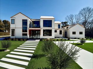 65 E Hollow Rd, East Hampton, NY 11937