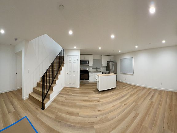 2nd image of 18654 1/2 Runnymede St