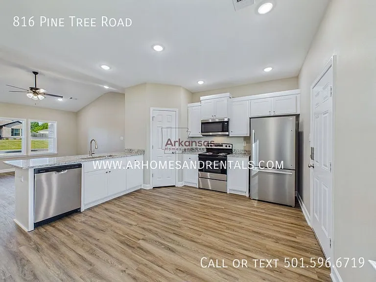 816 Pine Tree Rd — Photo 4