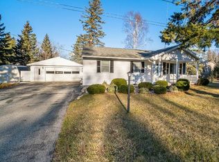 5742 W Us Highway 23, Cheboygan, MI 49721
