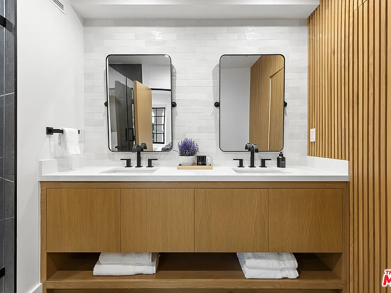 3909 Villa Costera — Photo 44