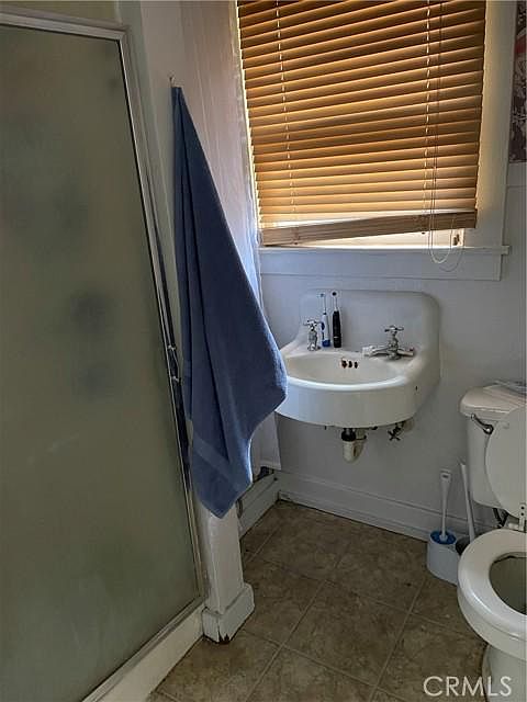 2nd image of 728 Flume St