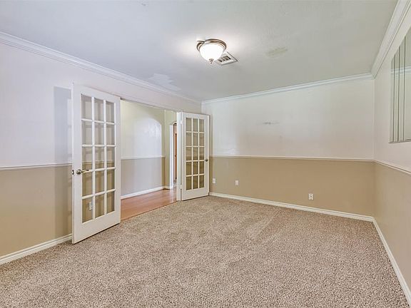 4th image of 5827 Effingham Dr