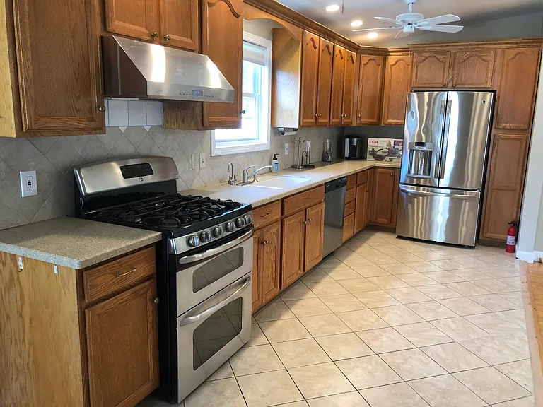 349 Quinnipiac Ave — Photo 4
