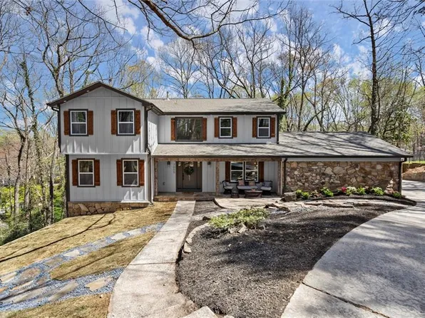 7055 Hunters Branch Dr, Sandy Springs, GA 30328