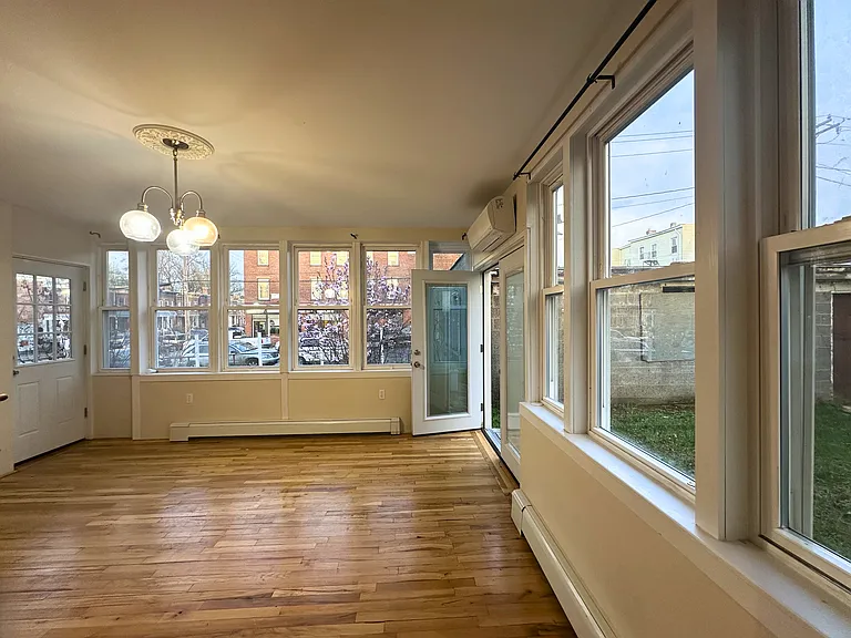 75 Overlook Pl #2 — Photo 1