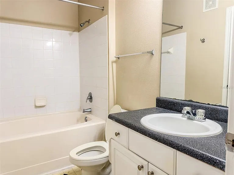 8818 Villa View Cir #204 — Photo 20