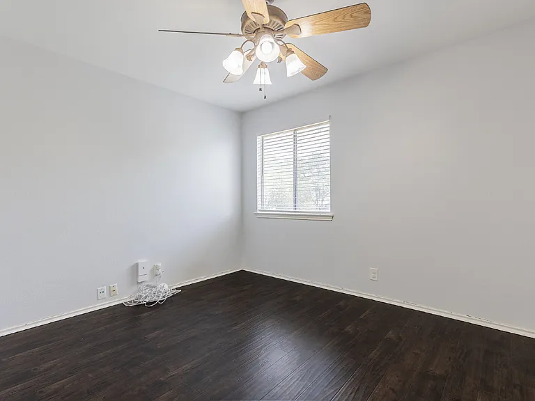 10703 Tiger Chase — Photo 26