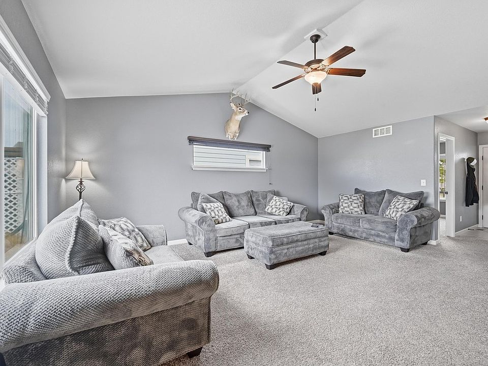 1st image of 4413 Rockcress Rd