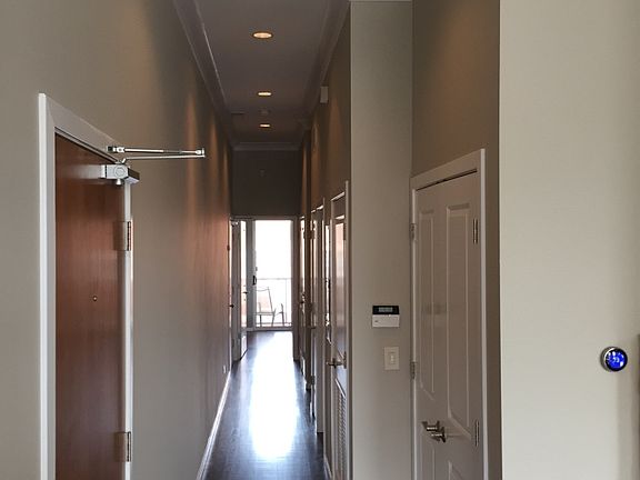 5th image of 1721 N Western Ave APT 3