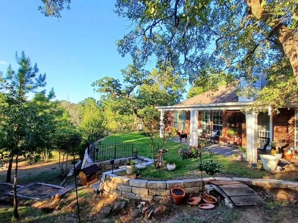 199 Ulupau Cir, Bastrop, TX 78602