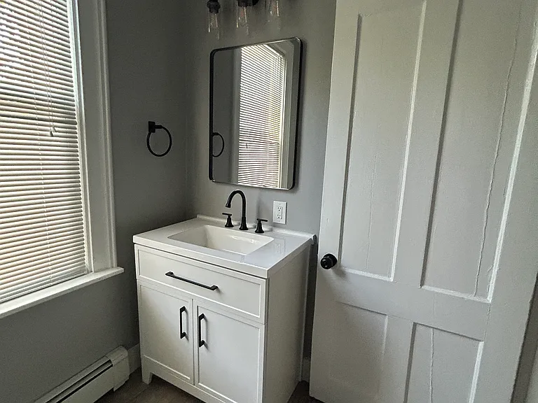 63 Torrington Ave — Photo 16
