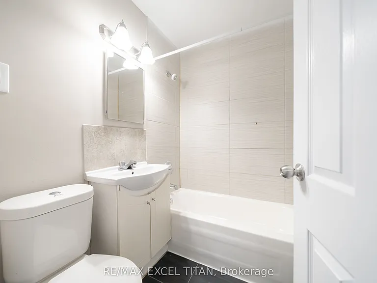 468 Ottawa St N #237C — Photo 9
